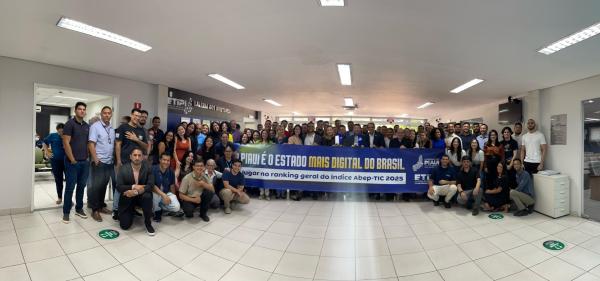 A cerimônia realizada nesta segunda-feira (11) foi marcada por momentos de confraternização e discursos voltados ao reconhecimento do esforço coletivo.(Imagem:Ascom Etipi)