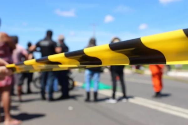 Ciclista morre após ser atropelado por caminhão em Capitão de Campos.(Imagem:Andrê Nascimento/ g1 Piauí)