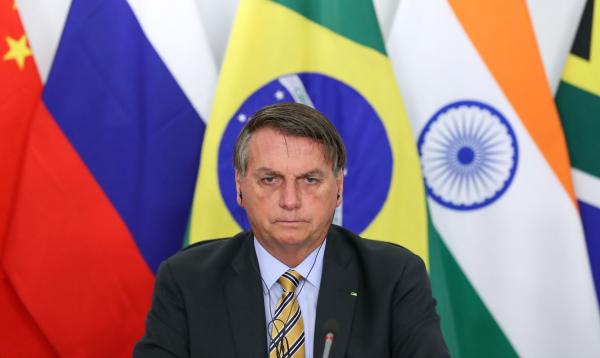 Presidente critica ataques que o Brasil sofre por queimadas(Imagem:Marcos Corrêa/PR)
