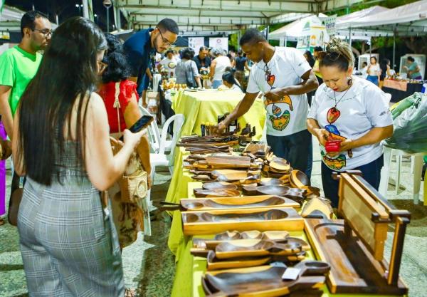 A exposi&ccedil;&atilde;o conta com diversas pe&ccedil;as de artesanato que celebram a trajet&oacute;ria de artes&atilde;s do Piau&iacute;.(Imagem:Geirlys Silva / SAF)