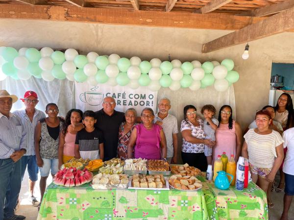 Vereador Antônio José compartilha café da manhã com a comunidade do Assentamento Casulo(Imagem:Reprodução)