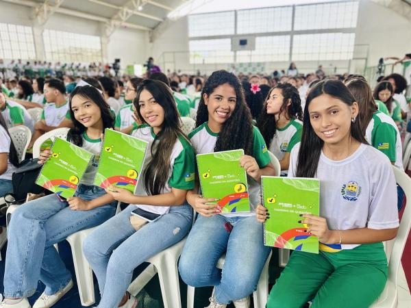 Pré-Enem + Pré-Saeb 2025 reúne 800 estudantes em Piripiri neste sábado (27).(Imagem:Ascom Seduc)