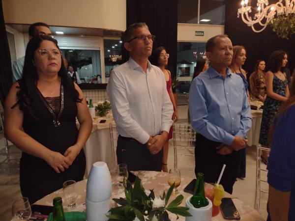 Rotary Club de Floriano Médio Parnaíba dá as boas-vindas à Nova Presidente em Solenidade Festiva(Imagem:FlorianoNews)
