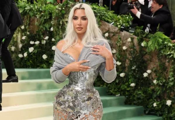 A modelo Kim Kardashian no Met Gala 2024.(Imagem:Dia Dipasupil/Getty Images / AFP)