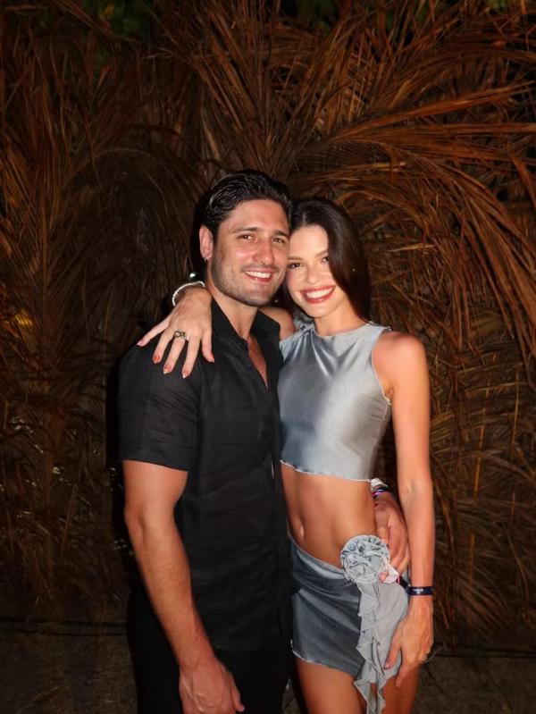 Daniel Rocha e Vitória Strada(Imagem:Divulgação)
