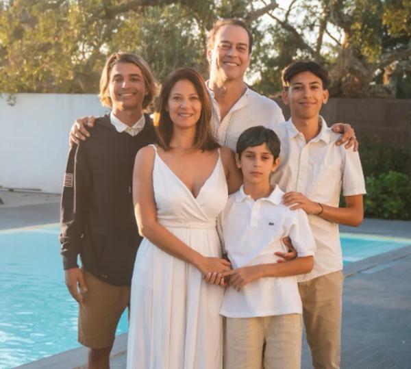  Marcello Antony com a família em 2021.(Imagem:Reprodução/Instagram)