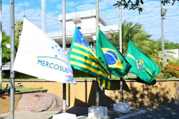 Momentos cívico, de ação de graças e de homenagens marcam o dia do aniversário de Floriano.(Imagem:Secom)