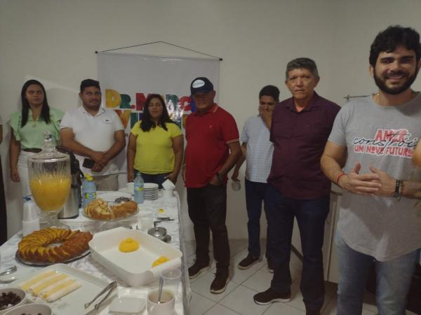  Coletiva de imprensa no gabinete do deputado Dr. Marcus Vinícius destaca valorização da comunicação em Floriano. (Imagem:FlorianoNews)