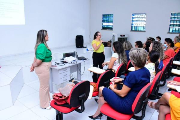 Encontro Pedagógico discute dinâmica de revisão para alunos que serão avaliados no SAEPI.(Imagem:Secom)