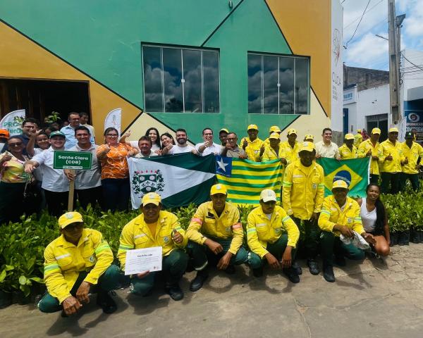 Entrega de certificados para brigadistas e distribuição de mudas em Canto do Buriti fortalecem combate a incêndios e preservação ambiental no Piauí.(Imagem:Divulgação)