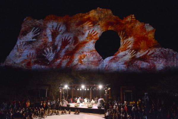Ópera da Serra da Capivara retorna com homenagem a Niéde Guidon(Imagem:Divulgação)