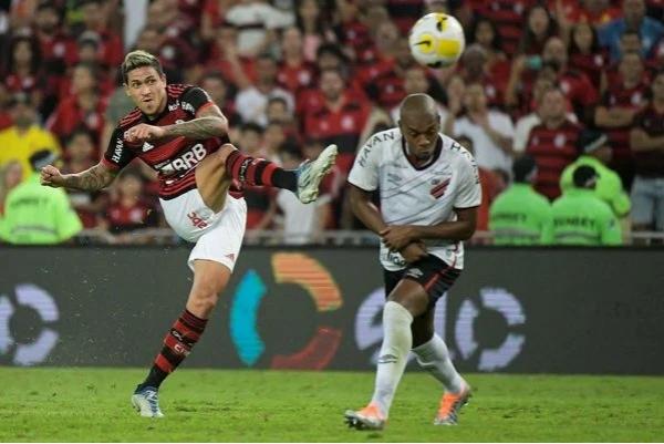 Athletico-PR e Flamengo decidem vaga para a semifinal(Imagem:Divulgação)