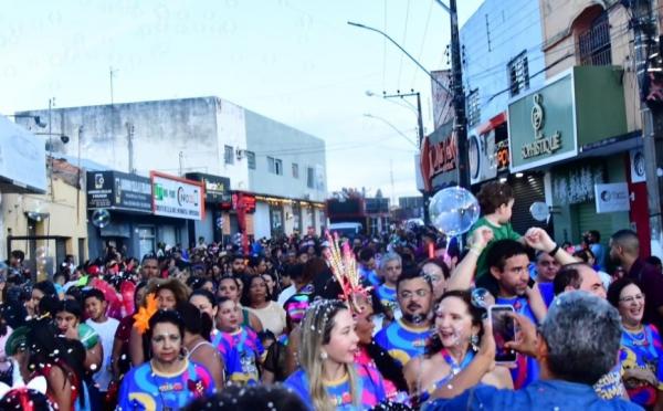 Vereadores marcam presen&ccedil;a no Carnaval da Fam&iacute;lia na Princesa do Sul(Imagem:Reprodu&ccedil;&atilde;o/Instagram )