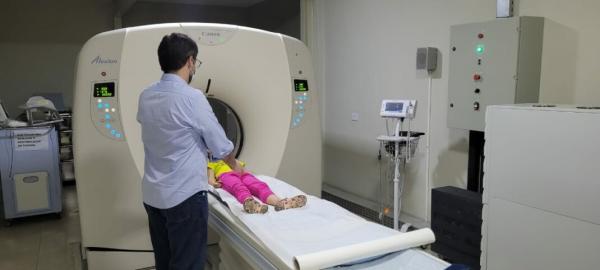 No hospital são oferecidos diversos tipos de tomografia: crânio, mastóide, seios da face, pescoço, tórax, abdome, pelve, bacia, articular, entre outros.(Imagem:Divulgação)