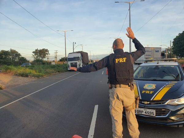 PRF inicia operação nas BRs 343 e 316 durante feriado do aniversário de Teresina(Imagem:Divulgação/PRF)