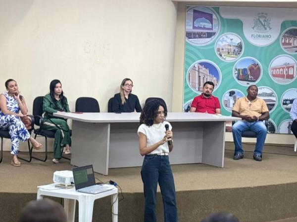 Prefeitura de Floriano realiza audi&ecirc;ncia p&uacute;blica para discutir elabora&ccedil;&atilde;o da LDO 2027.(Imagem:Secom)