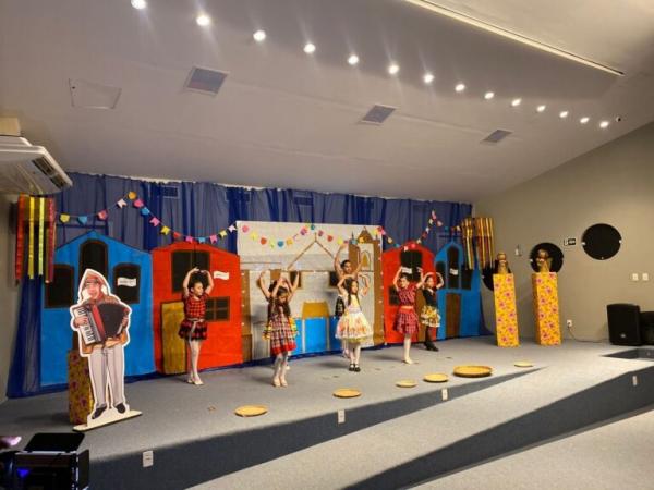 Arraiá das bailarinas destaca cultura e tradição nordestina no Sesc em Picos.(Imagem:Divulgação)