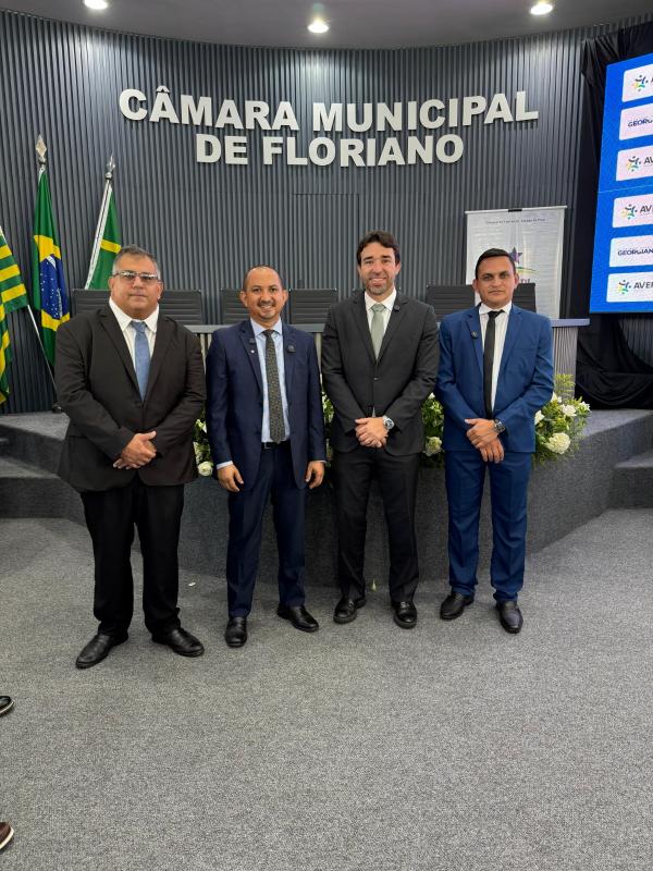 Deputado Marden Menezes participa de Encontro Regional de Vereadores em Floriano(Imagem:Ascom)