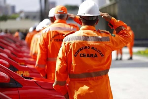 Concurso do Corpo de Bombeiros oferece 450 vagas com salário de R$ 5,8 mil.(Imagem:Governo do Ceará)