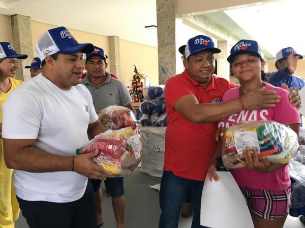 Natal Solidário: Família Resende realiza distribuição de cestas básicas e peixes em Barão de Grajaú(Imagem:FlorianoNews)