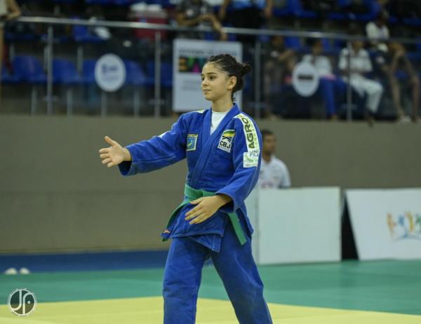 Yasmin Axiotes(Imagem:Arquivo Pessoal)