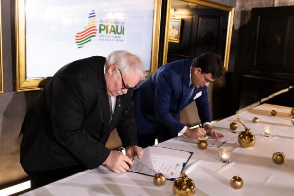 Governador assinou acordo de cooperação internacional entre o Vale do Hidrogênio Verde na Estônia e o Piauí(Imagem:Oleg Hartsenko)