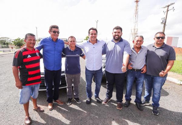  Ciro Nogueira entrega ve&iacute;culos e anuncia novos investimentos em S&atilde;o Lu&iacute;s do Piau&iacute;(Imagem:Ascom)