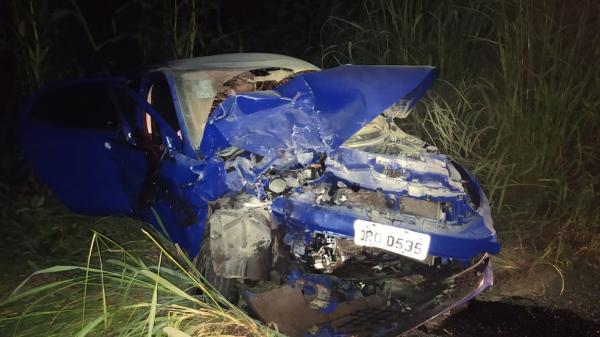 Homem morre e duas pessoas ficam em estado grave após colisão entre dois carros na BR-316(Imagem:Reprodução)