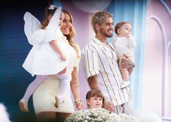 Zé Felipe e Virginia chegam com os filhos para festa de 4 anos de Maria Alice em Goiânia/GO.(Imagem:Brazil News)