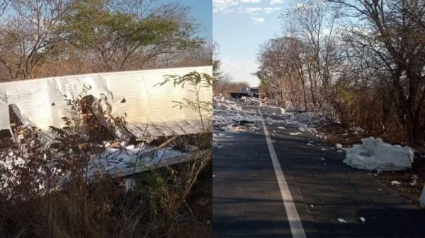 Acidente entre carreta e carros deixa homem morto em Gilbués, no PiauÃ.(Imagem:Reprodução / Portal Gurguéia)