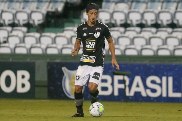 Último jogo de Honda pelo Botafogo foi contra o Coritiba.(Imagem:Vitor Silva/Botafogo)