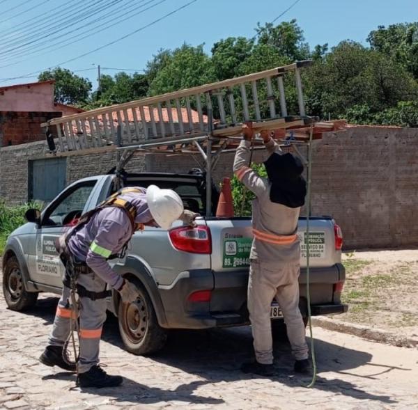 Infraestrutura de Floriano realiza quase 800 serviços de iluminação pública em janeiro.(Imagem:Secom)