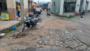 Operação tapa-buracos em ruas e avenidas de Floriano segue intensa em 2023(Imagem:SECOM)