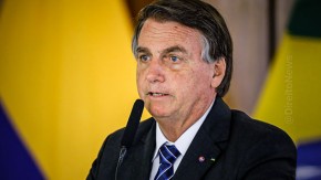 Bolsonaro sanciona lei que exclui do teto de gastos dos estados as despesas bancadas pela União(Imagem:Reprodução)