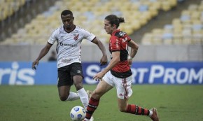 Flamengo e Athletico-PR se encaram antes de decisão no mata-mata(Imagem:Reprodução)