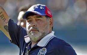 Médico diz que Maradona passou bem a noite em clínica e nega rumores de covid-19(Imagem:Reprodução)