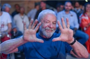 Lula revoga 