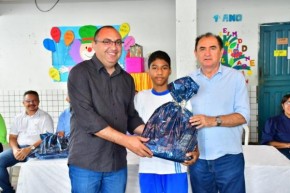 Alunos recebem menção honrosa por desempenho na 17ª Olimpíada Brasileira de Matemática(Imagem:SECOM)