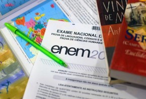 O presidente do Instituto Nacional de Estudos e Pesquisas Educacionais (Inep), Danilo Dupas, disse que a realização do Exame Nacional do Ensino Médio (Enem) está mantida para 21 e(Imagem:Reprodução)