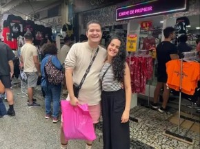 Lucas Braga e Ana Beatriz Soares vieram de Brasília para o show de Lady Gaga.(Imagem:Vinícius Lisboa/Agência Brasil)