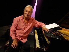 Gilson Peranzzetta homenageia o pianista catalão de jazz Tete Montoliu(Imagem:Marcelo Castello Branco)