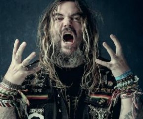 Max Cavalera vai marcar presença tripla no mercado fonográfico ao longo deste ano de 2021. Além de figurar como convidado de Vera Cruz, álbum solo que o cantor e compositor paulist(Imagem:Reprodução)