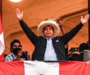 Pedro Castillo é declarado presidente do Peru mais de 1 mês após eleições(Imagem:reprodução)