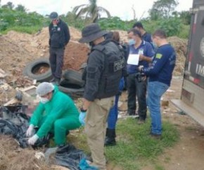 Um corpo do sexo masculino, ainda não identificado, foi encontrado na manhã  deste domingo (25), em um terreno baldio às margens da BR-343 no bairro Livramento, zona Sudeste de Ter(Imagem:Reprodução)
