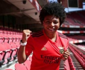 A Piauiense Valéria Cantuário, 22 anos, está de casa nova na Europa. A atacante irá vestir a camisa do Sport Lisboa e Benfica até 2024. Após duas temporadas no Madri FC a jogadora(Imagem:Reprodução)