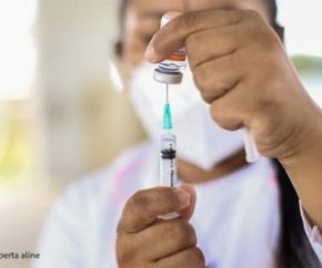 A Fundação Municipal de Saúde (FMS) comunicou agora há pouco que vai abrir novamente agendamento para vacinação contra a covid-19 hoje (12) a partir das 18h. Desta vez, terá contin(Imagem:Reprodução)