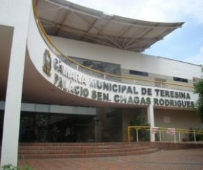 Em pouco mais de uma semana, três vereadores da Câmara Municipal de Teresina foram diagnosticado com Covid-19. Um deles, o presidente do PSL no Piauí, vereador Luís André, segue in(Imagem:Reprodução)