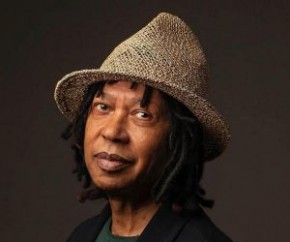 Djavan lança álbum ao vivo com registro de show feito há 25 anos na Suíça(Imagem:Divulgação)