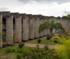 Em 2020, a UnB alcançou a 10ª colocação entre instituições brasileiras no ranking QS World University, feita pela consultoria QS Quacquarelli Symonds, uma das mais conceituadas na(Imagem:Reprodução)