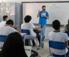 Apenas 0,3% dos profissionais da educação estão totalmente imunizados contra a Covid-19 em Fortaleza(Imagem:Reprodução)